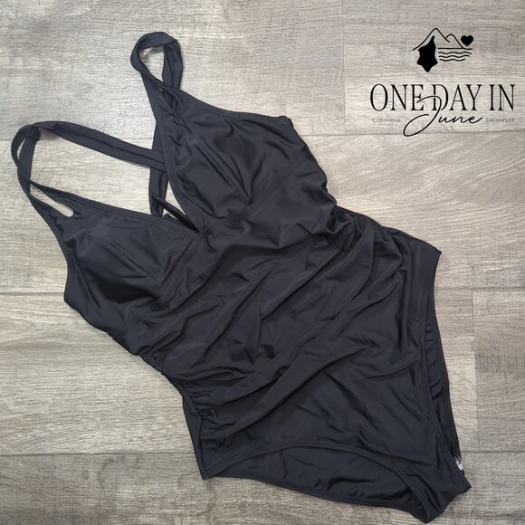 Cupshe V Front Tummy Control One Piece Swimsuit Size L - Picture 3 of 7